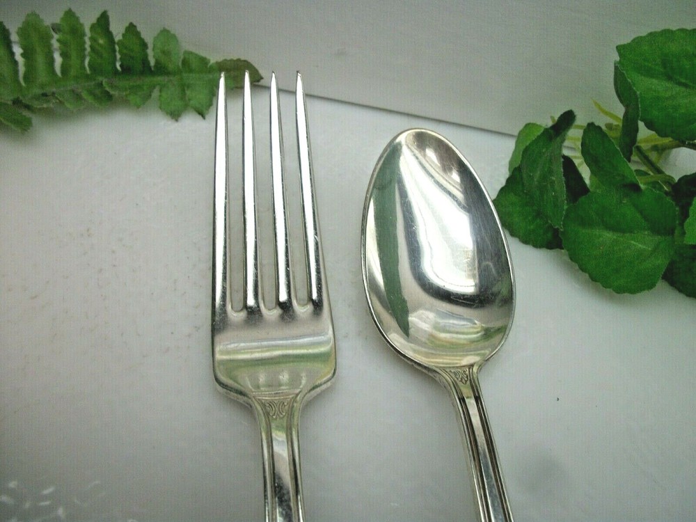 International Holmes & Edwards CENTURY Silverplate Teaspoon & Dinner Fork 1923