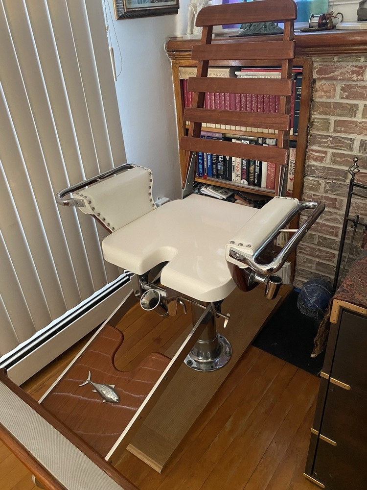 Murray Brothers fighting chair