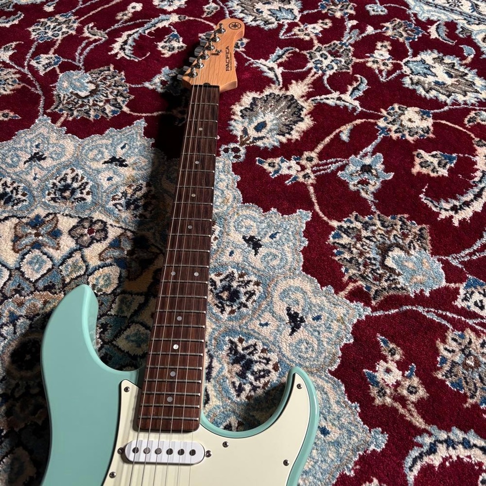 YAMAHA PACIFICA PAC112V SOB Sonic Blue Safe Packing!