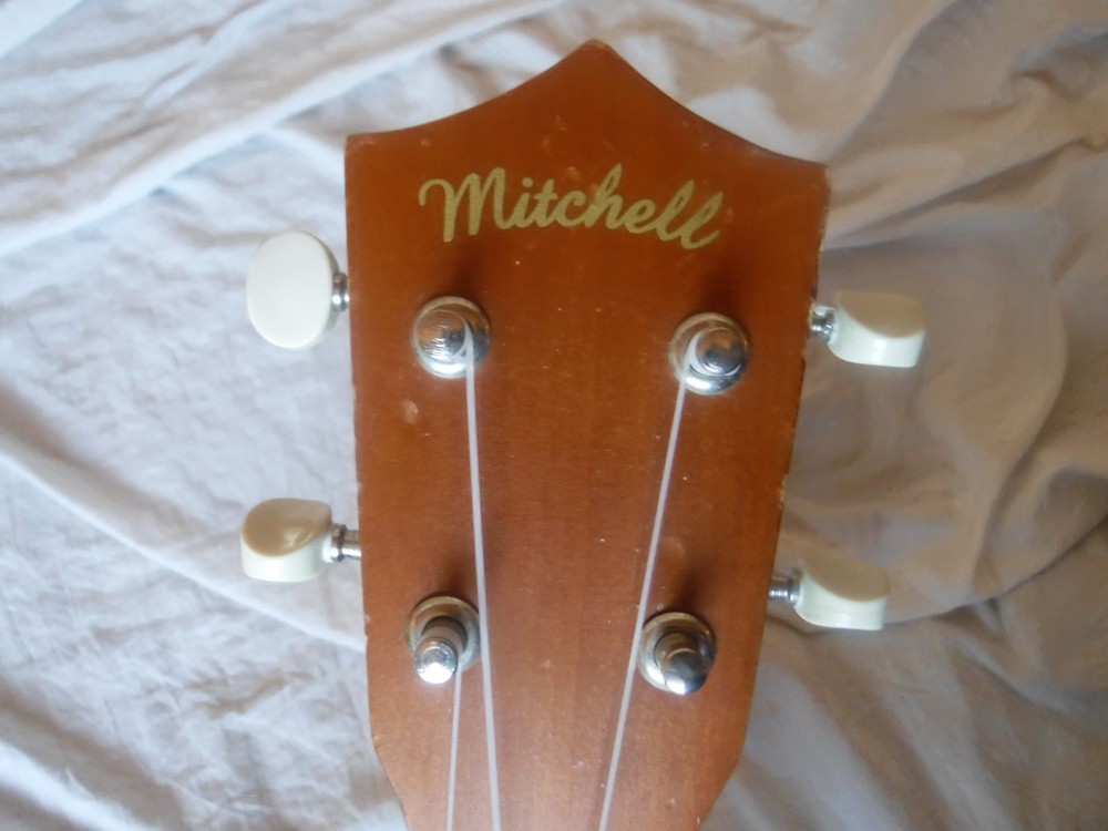 Mitchell Ukulele Model MU40NT Pre Owned String Broken Please see The Photos