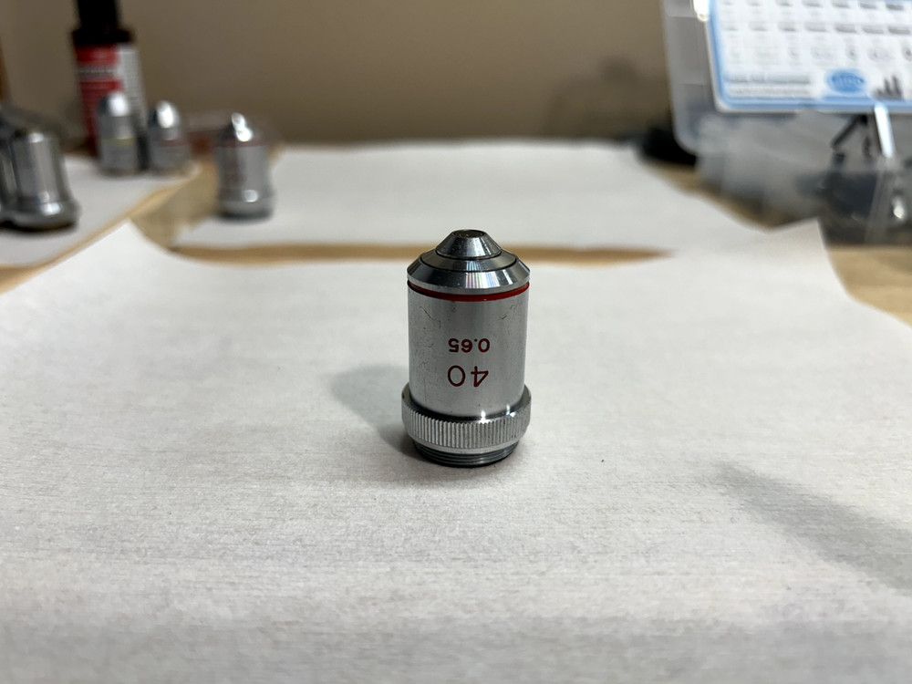 Parco Microscope Objective: 40x-.65NA, RMS 0.8″ × 36 thread