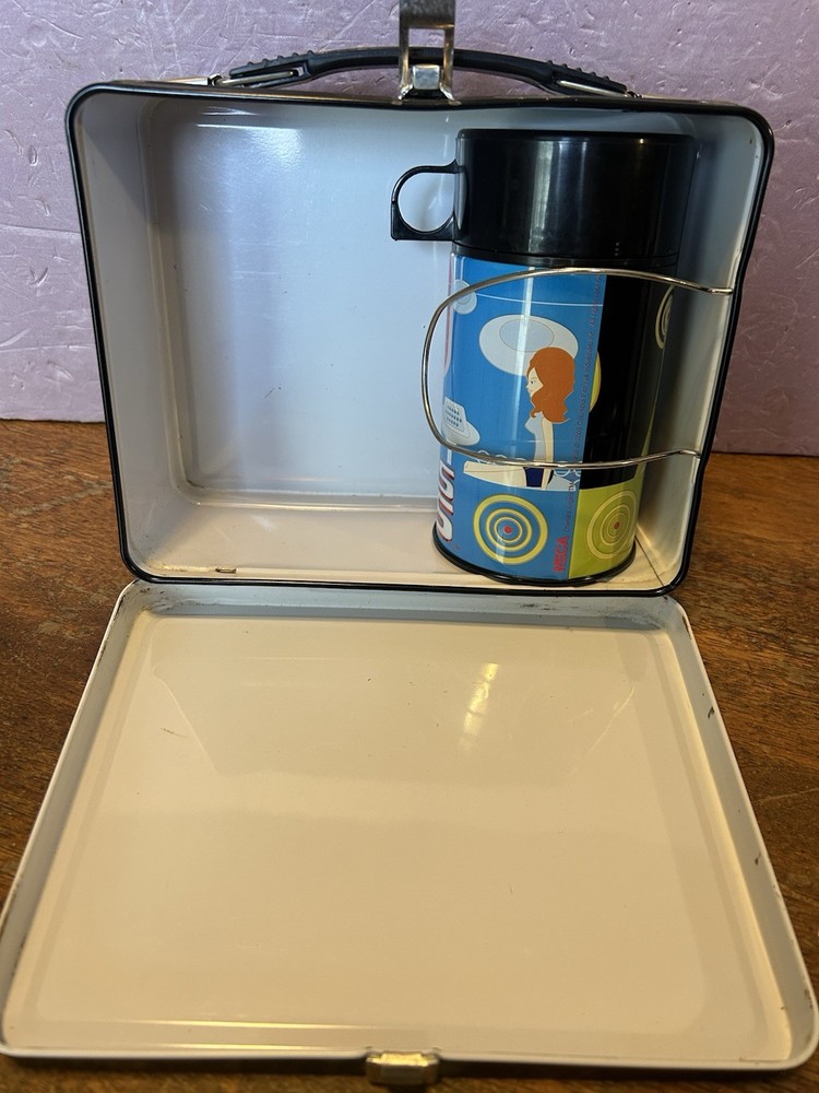 CHARLIE’S ANGELS LUNCHBOX w/ THERMOS!