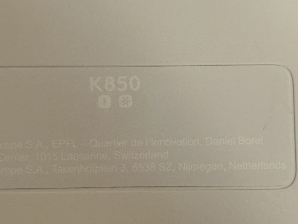 Logitech MK850 Performance Wireless Keyboard and Mouse Combo