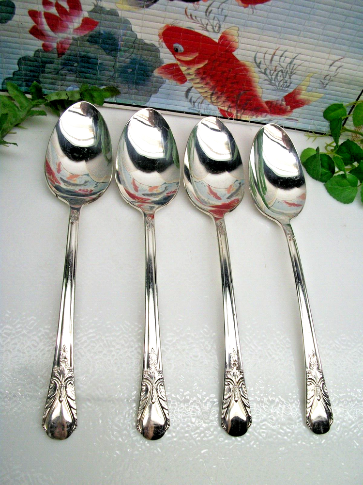 4 International Rogers AVALON Cabin Silverplate Solid Serving Spoons 1940