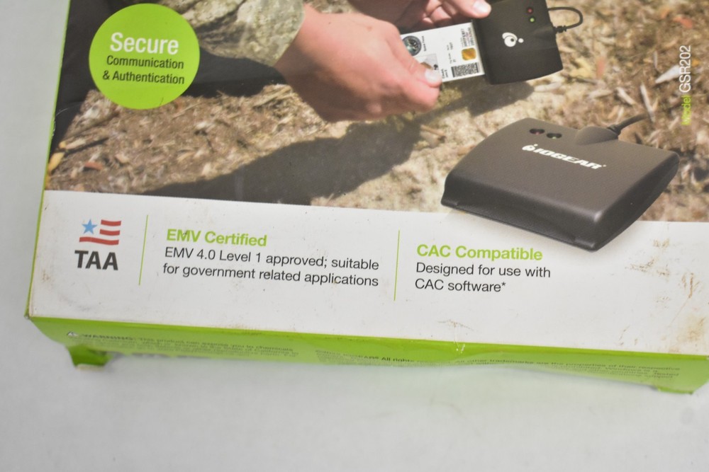 IOgear USB Common Access Card Reader CAC Reader 5' Cable USB-A Interface