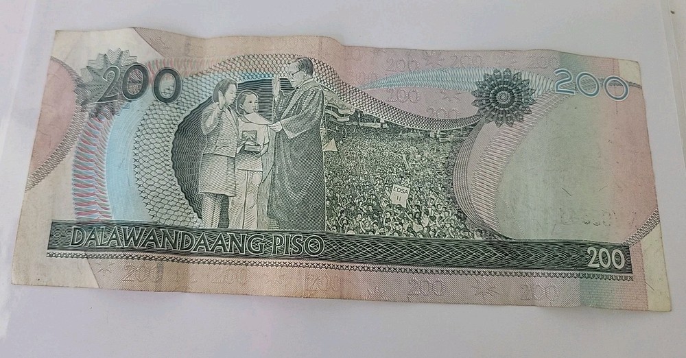 Philippines 200 Piso 2011 Circulated.