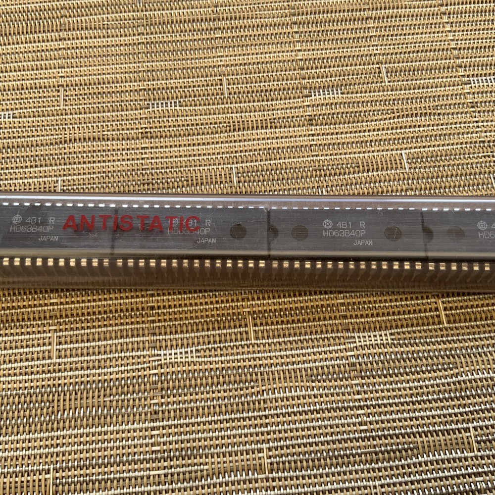 HD63B40P PTM Programmable Timer Module 28 DIP