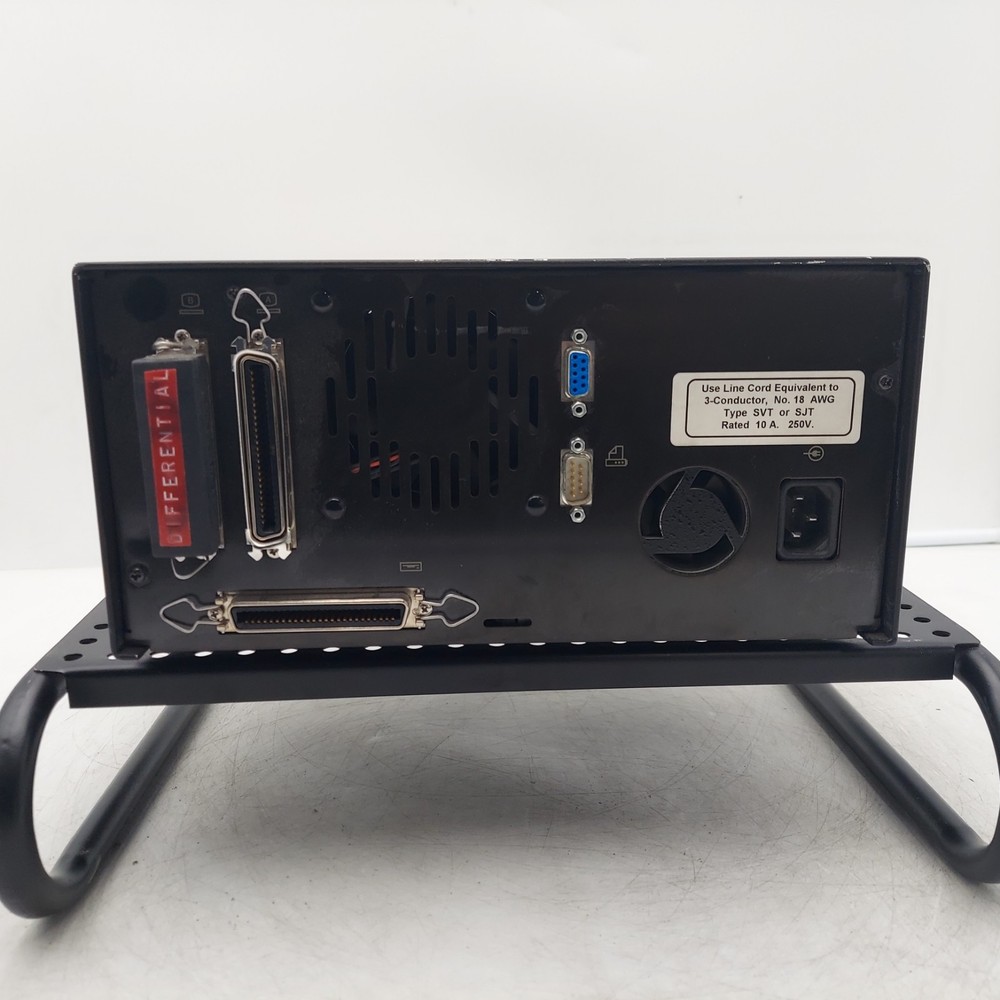 IBM 7208-234 TAPE DRIVE