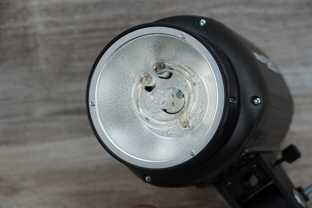 Godox E250 Mini Photography Studio Strobe Flash LIghting Lamp Head ONLY