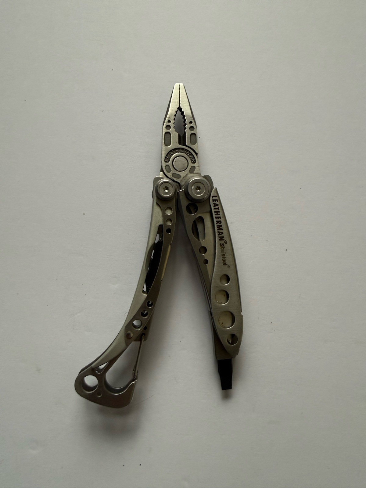 Stainless Leatherman Skeletool Multitool Pliers Knife - FREE SHIPPING