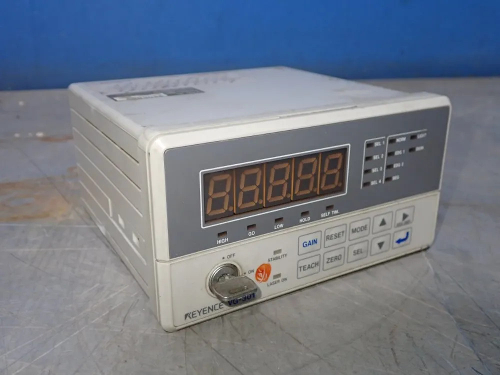 KEYENCE SENSOR AMPLIFIER VG-301