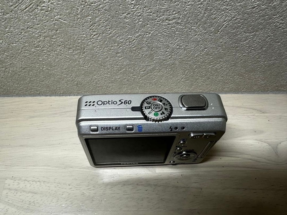 PENTAX Optio S60 Silver Compact Digital Camera Excellent Condition