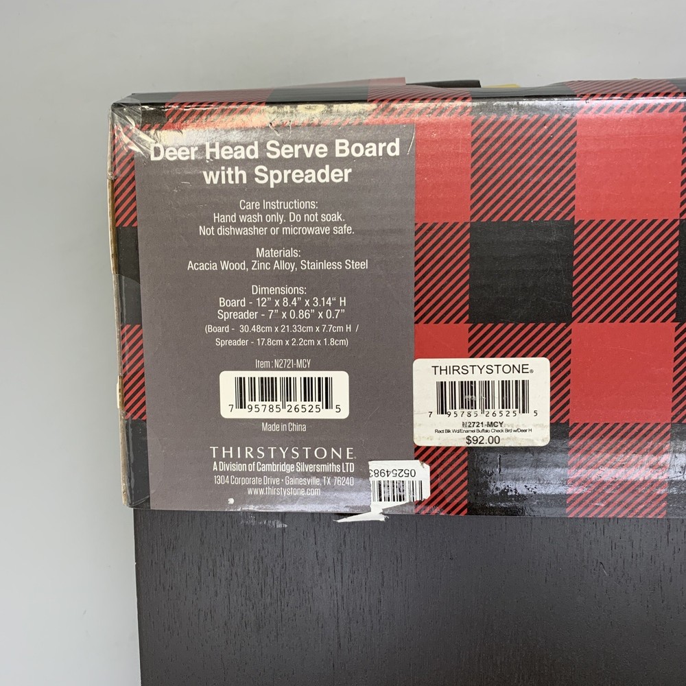Thirstystone Deer Head Board Buffalo Plaid Foot Pattern Cheese Board w/ Spreader