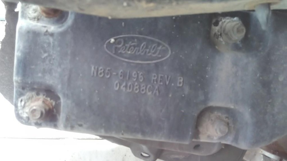 For 2021 PETERBILT 579 FENDER BRACKET Right , OH