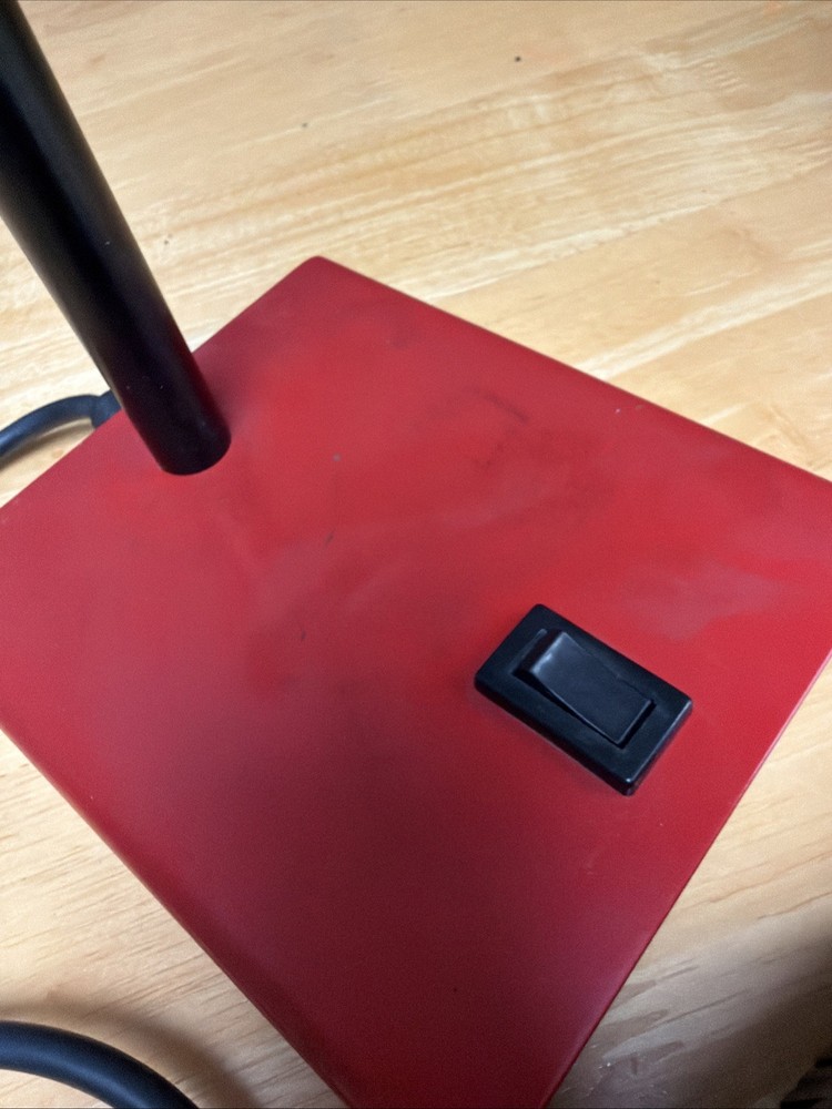 Anglepoise Model 99 lamp in red