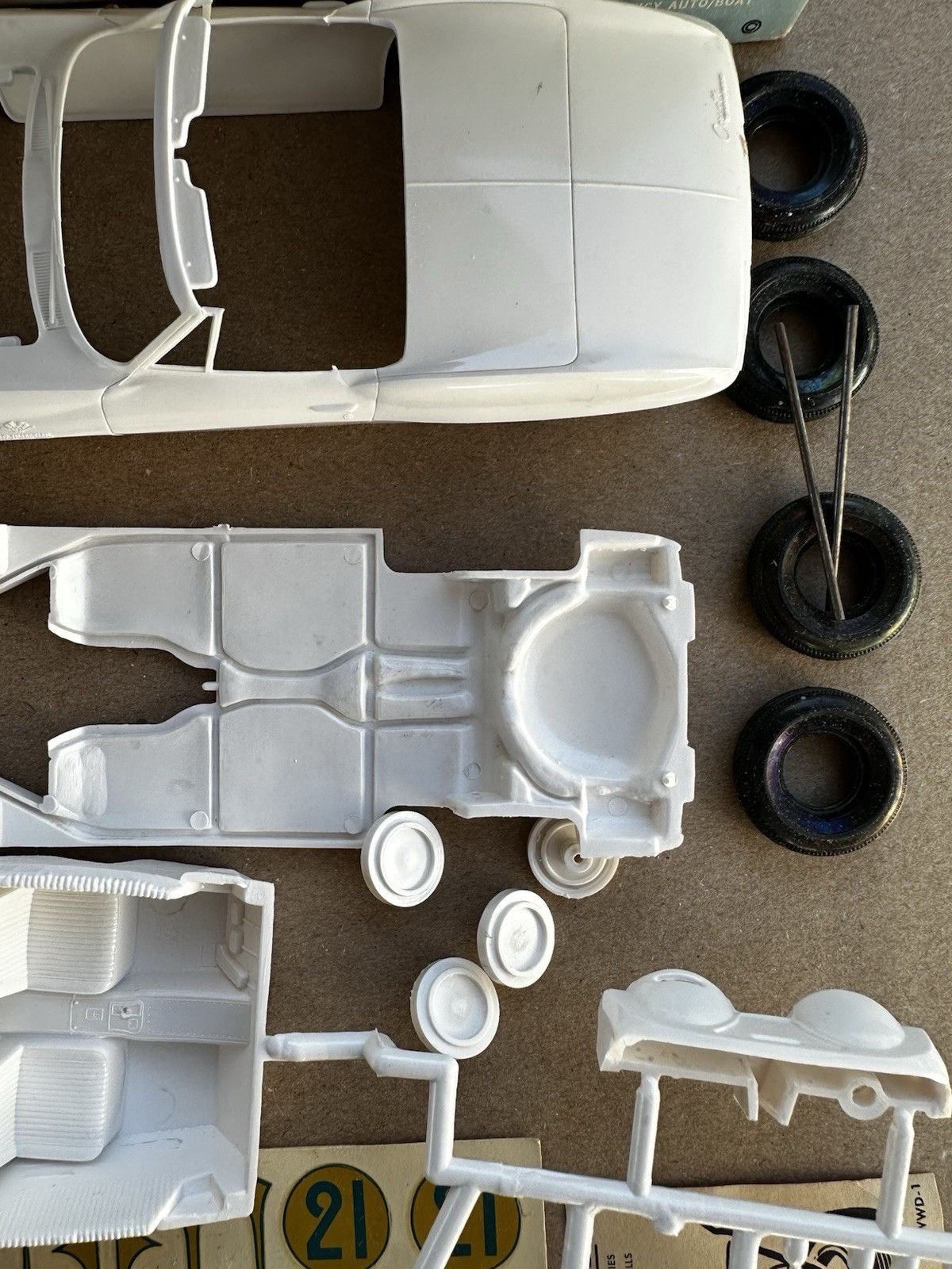 KIT#1-VINTAGE AMT '63 CUSTOMIZING KIT CORVETTE CONVERTIBLE 06-913-149