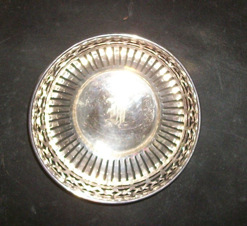 VTG RETICULATED PIERCED EPNS BOLD MONOGRAM NICKEL SILVER G H D? WHO KNOWS WHICH