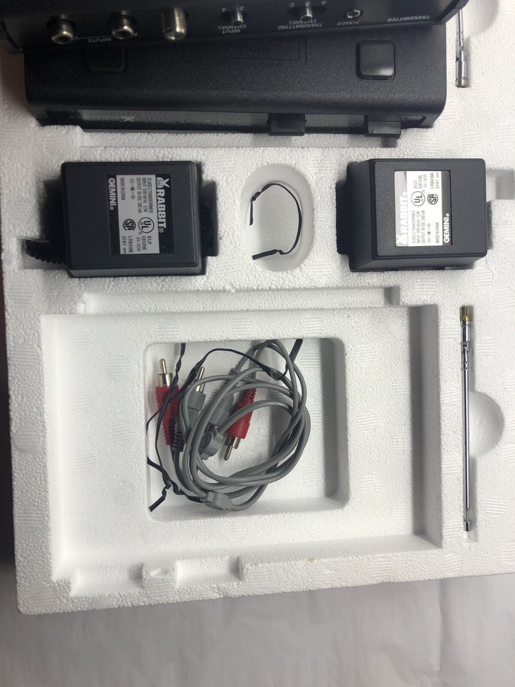 Gemini Rabbit Videocaster Wireless VCR Multiplier Crystal Controlled Video