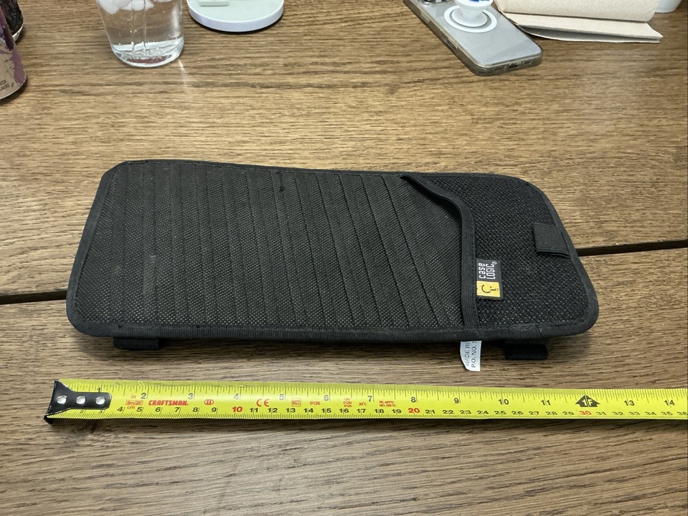 Case Logic Car CD holder - Holds 12