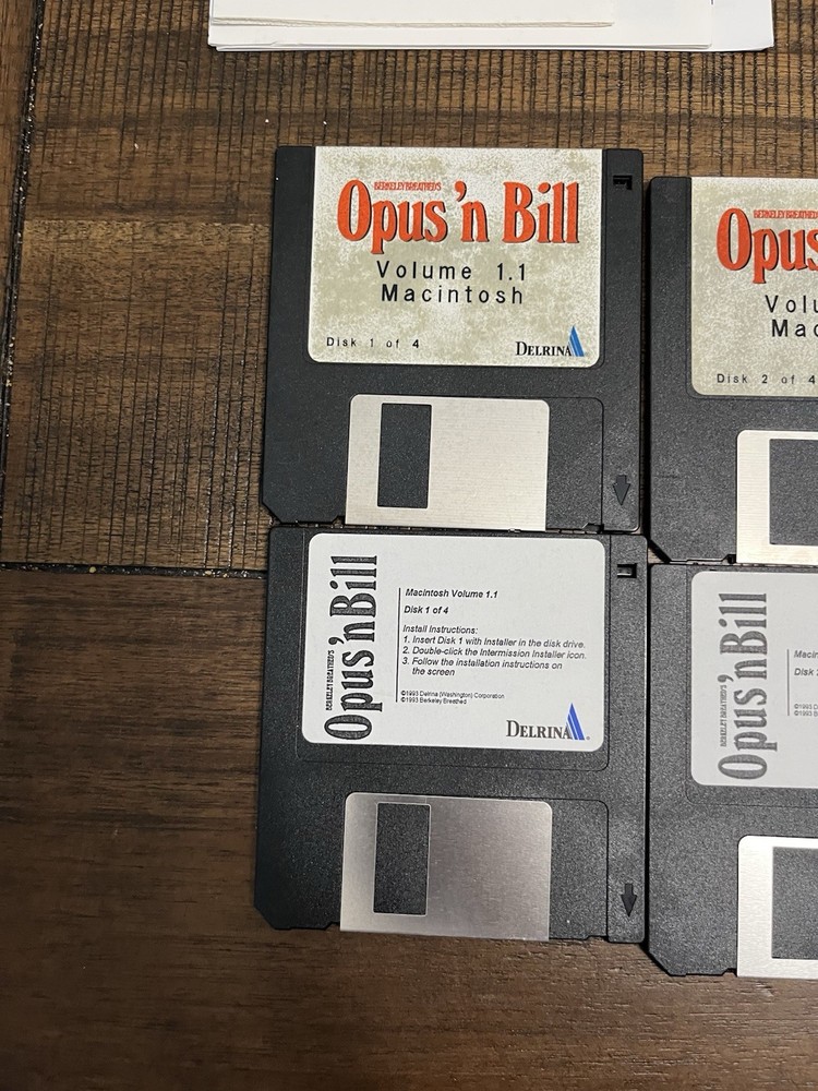 Opus 'n Bill Screen Saver (Brain) Saver 1993 PC Windows Floppy Disk Big Box
