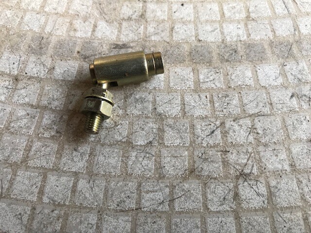 89201834 BALL JOINT; ENGINE CONTR