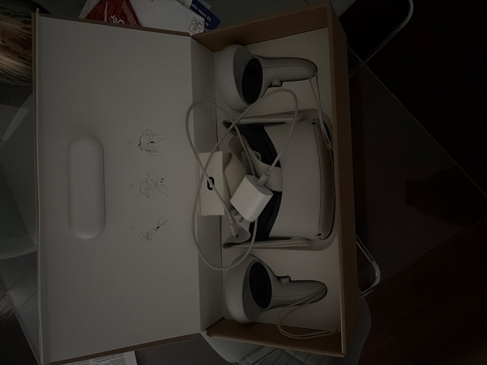 Meta Oculus Quest 2 256GB Standalone VR Headset with Controllers - NOTE