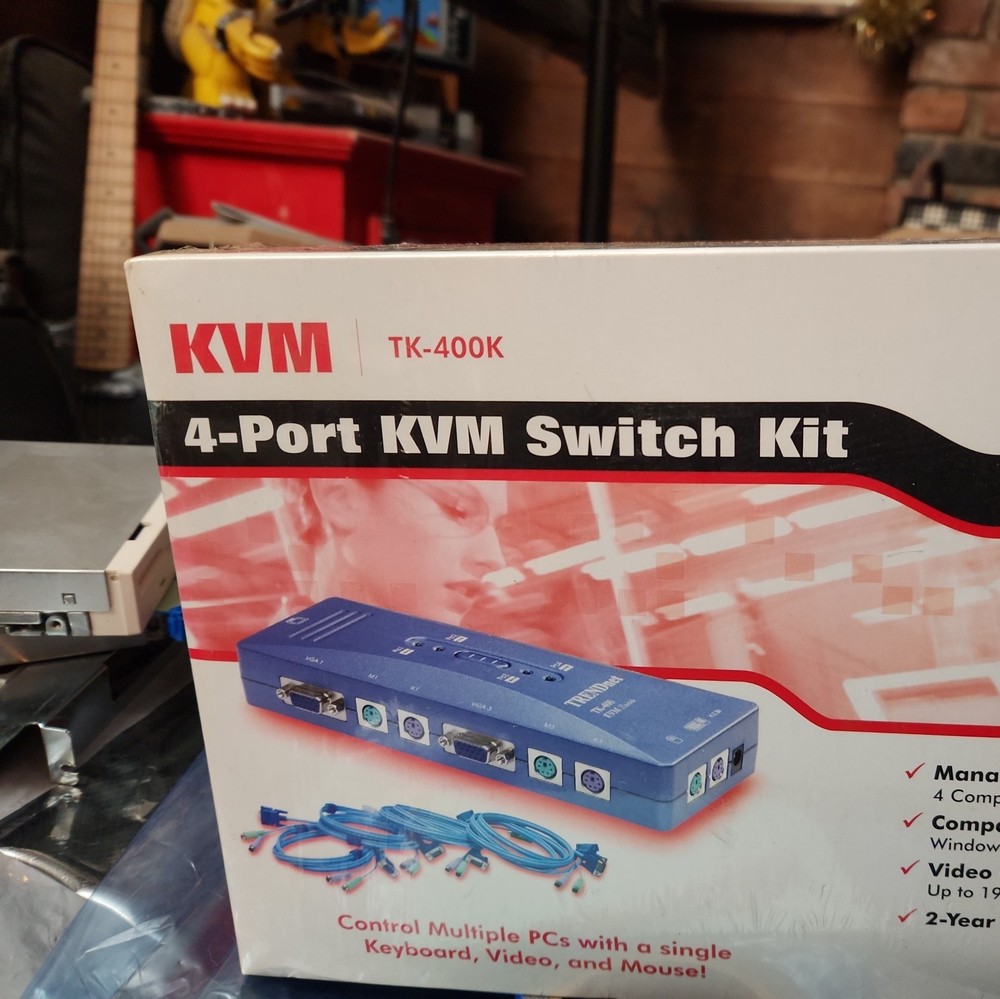 TRENDnet  TK (TK400K) 4-Ports External KVM switch PS/2