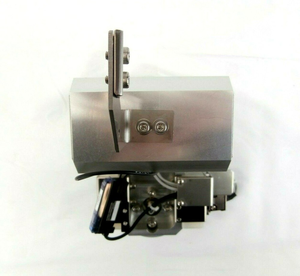 BL Autotec QC-20C-S44 Robot End-Effector Exchange System with Rail Guide Working