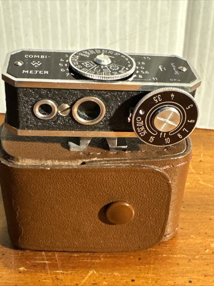 Vintage FFWB Combi-Meter Rangefinder Light Exp Meter &Leather Case,