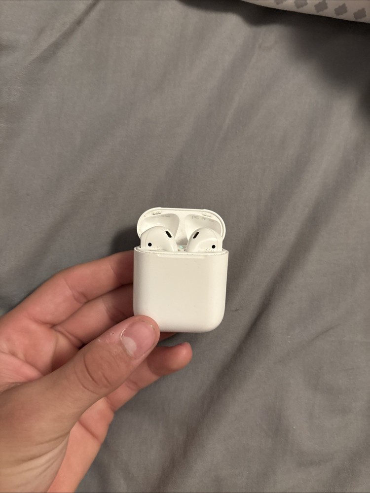 AirPods Gen 1