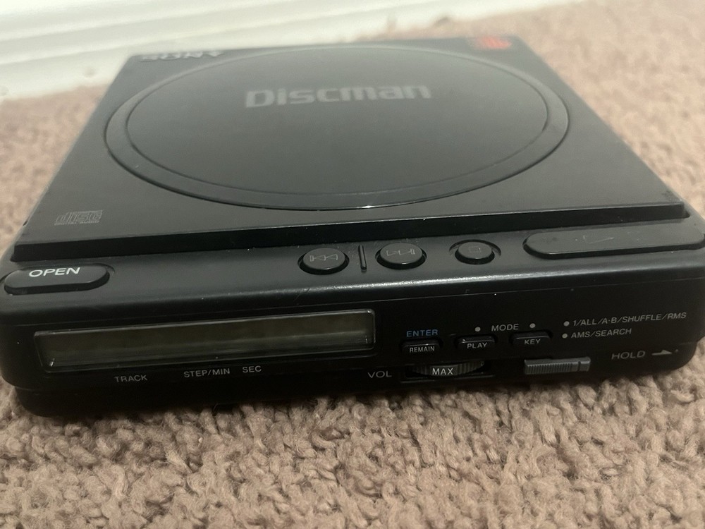 Sony Compact Disc Player D-4 Untested