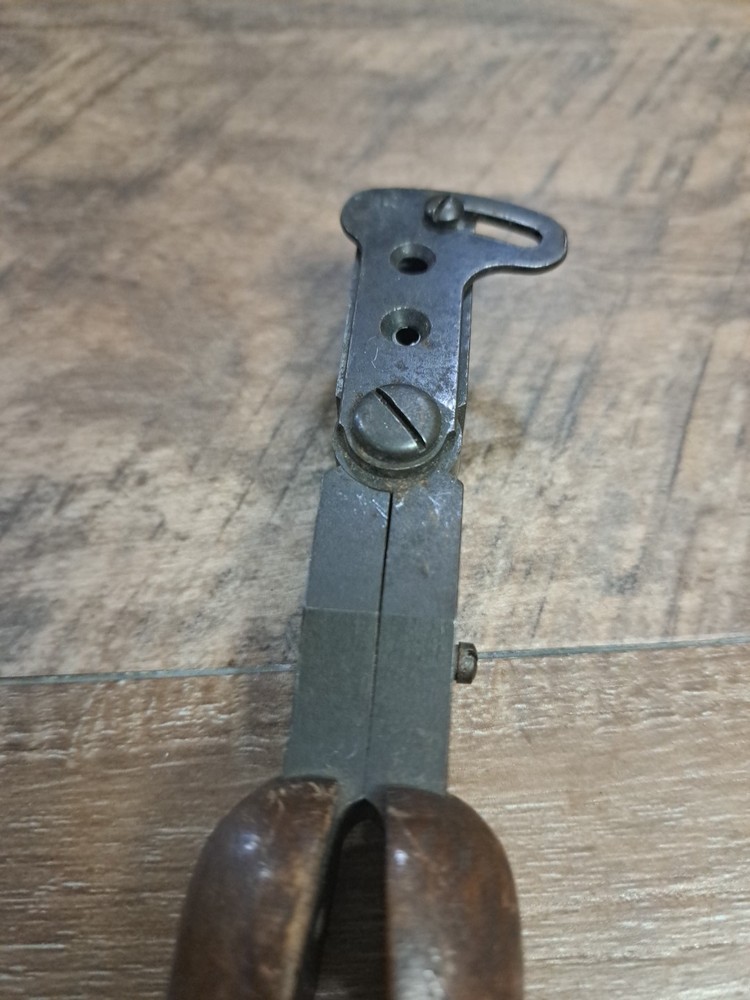 Vtg. .32 S&W Peanut Bullet Mold And Capping Tool