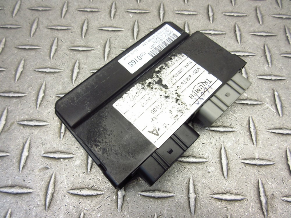 2014 09-15 Triumph Thruxton 900 OEM ECU Ignitor CDI ECM Computer Engine Module