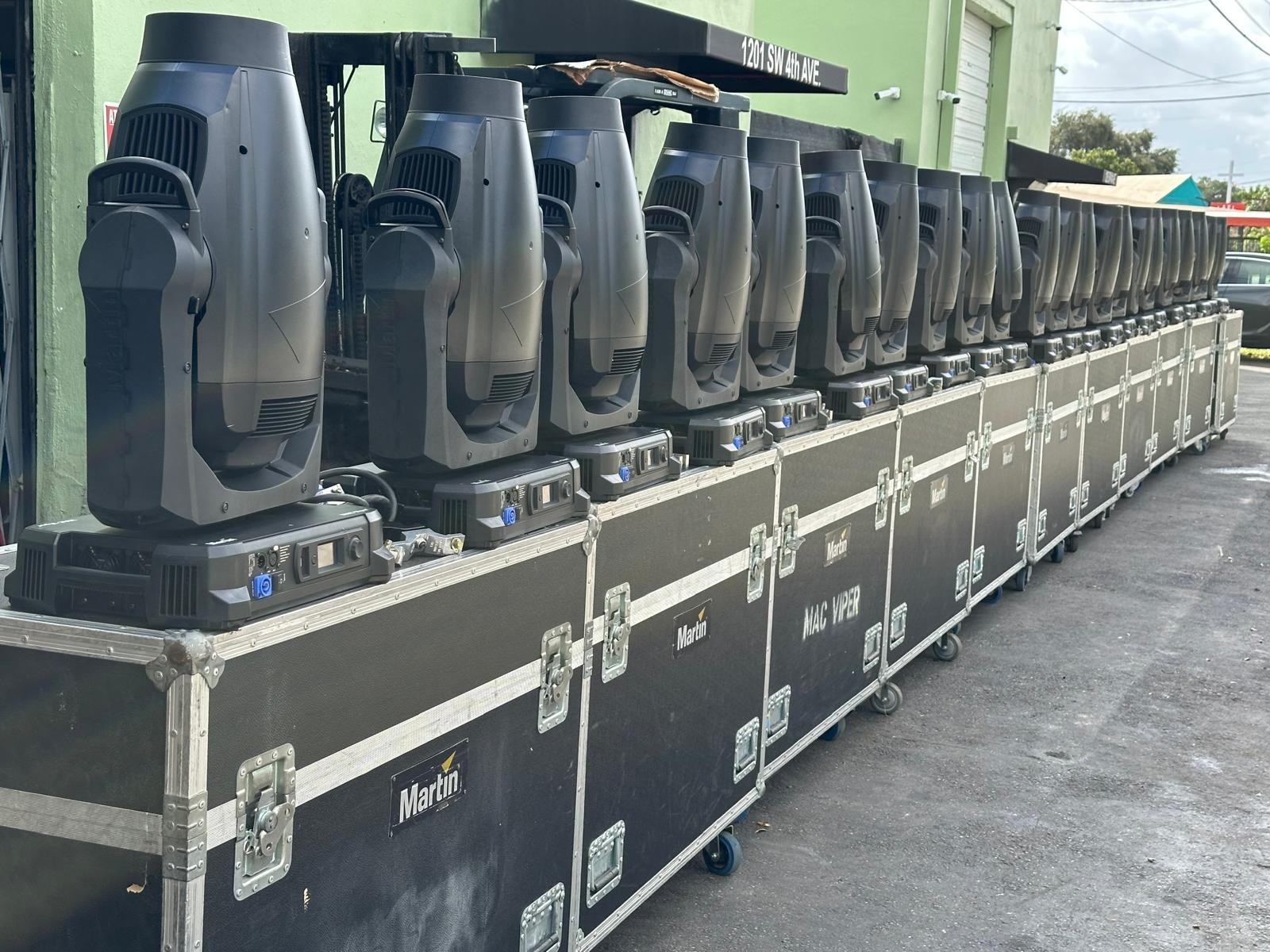 Martin MAC Viper Performance (2 IN A CASE) THS