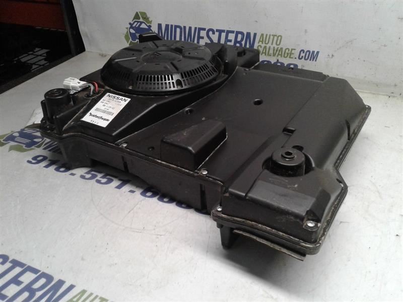 TITAN XD 2018 Speaker 8510963