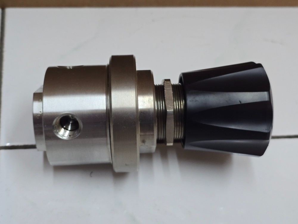 Tescom Presssure Regulator Model 44-4660S24-001