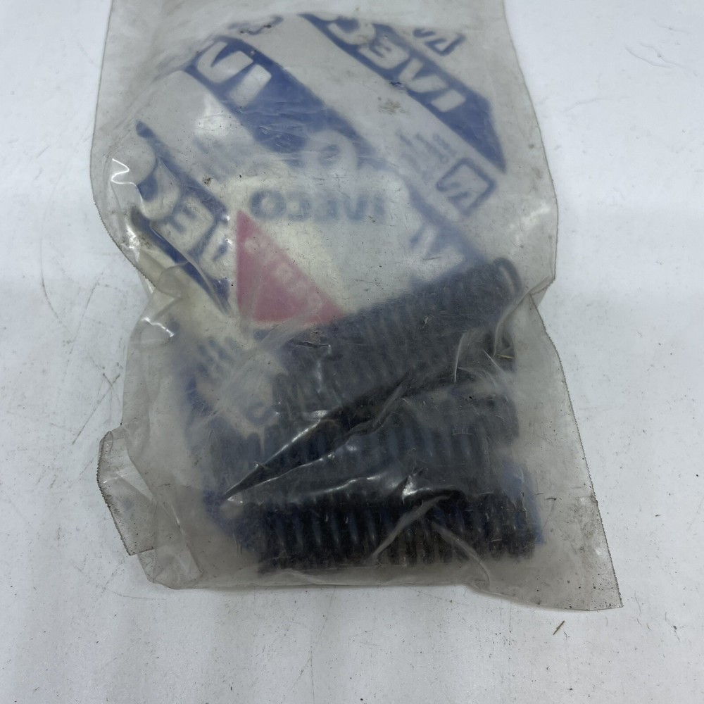 Genuine Iveco Springs x6 8859865