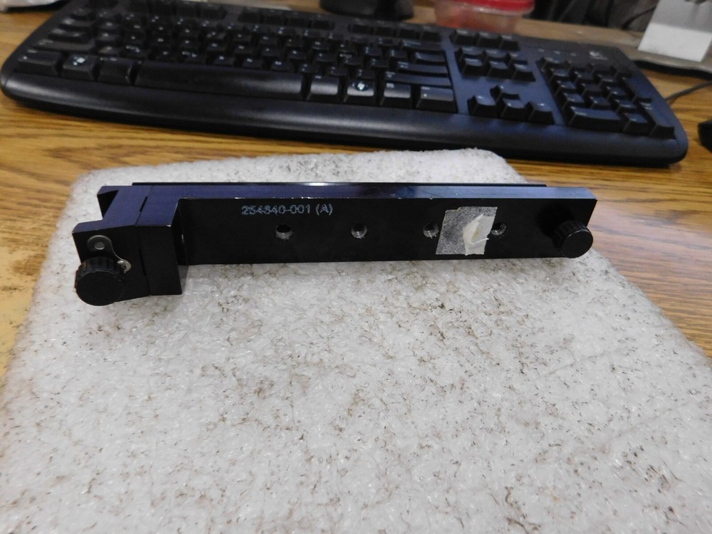 Newport Model: MRL-6 Optical Rail