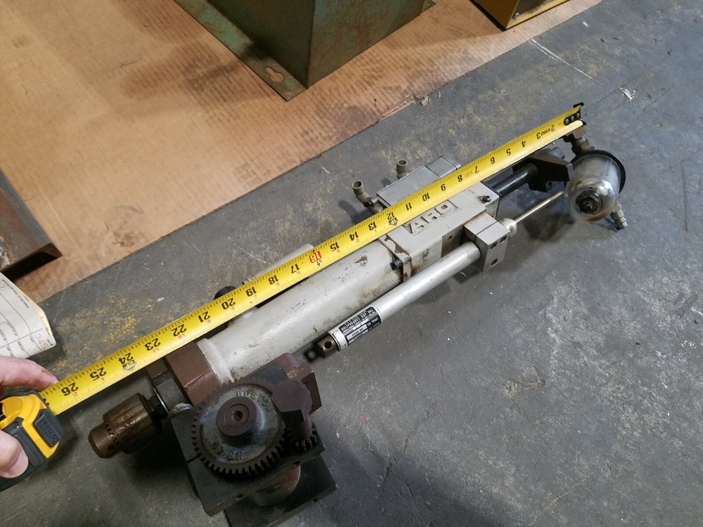 Aro Self Feed Drill Model 8660 7 3 Automatic Pneumatic Drilling Machine