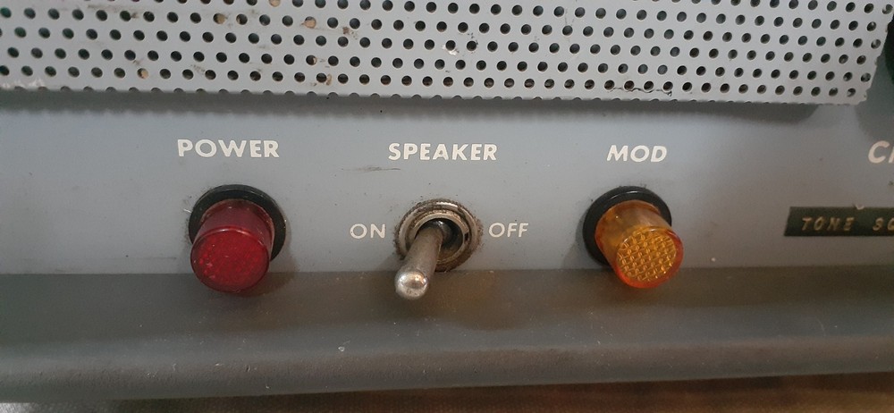 Vintage RARE RCA model SSB-5A 4-Channel 3-15MHz HF SSB Radio Transmitter 16-Tube