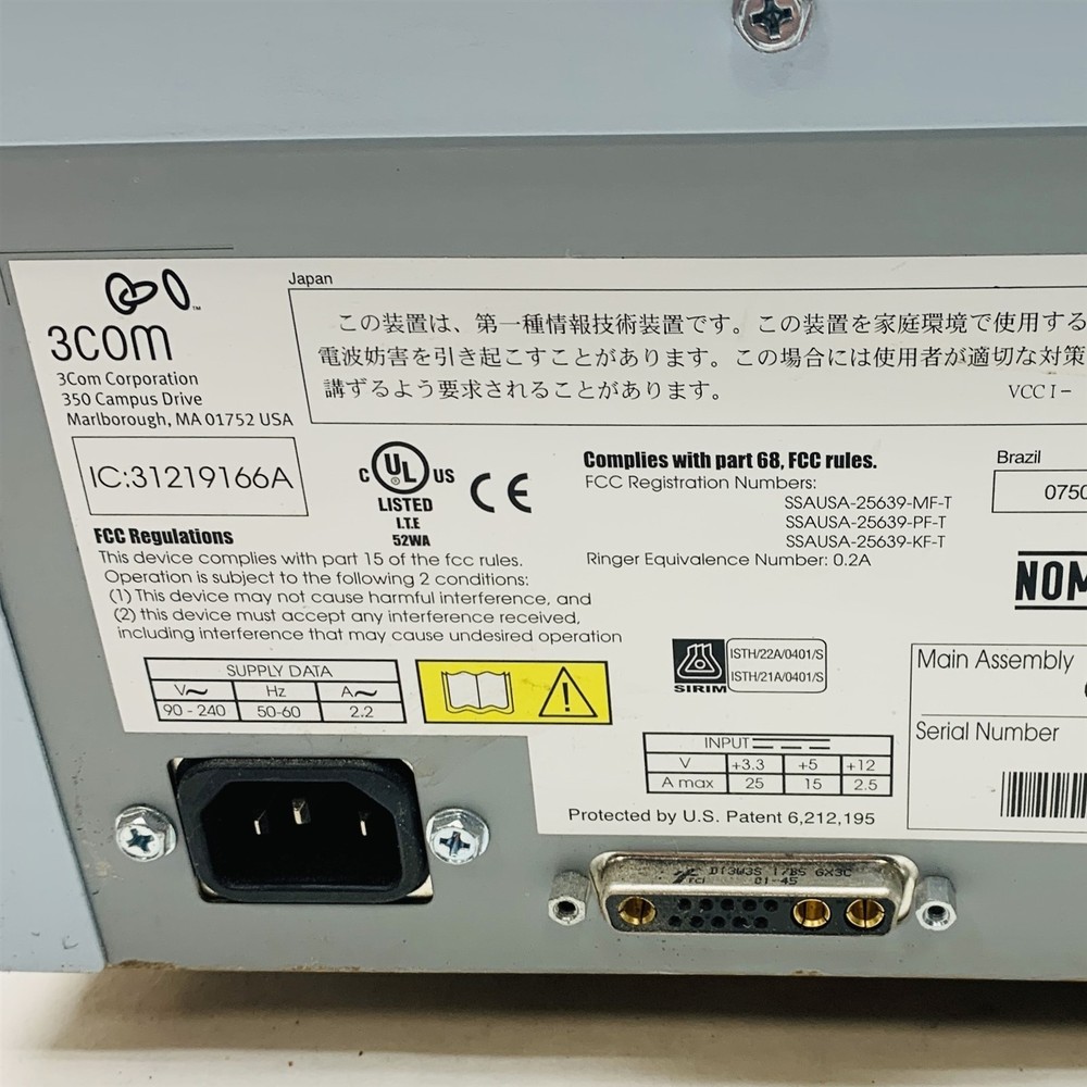 3Com SuperStack 3 Phone System Chassis 3C10200B w/3C10116D NBX Digital Line Card