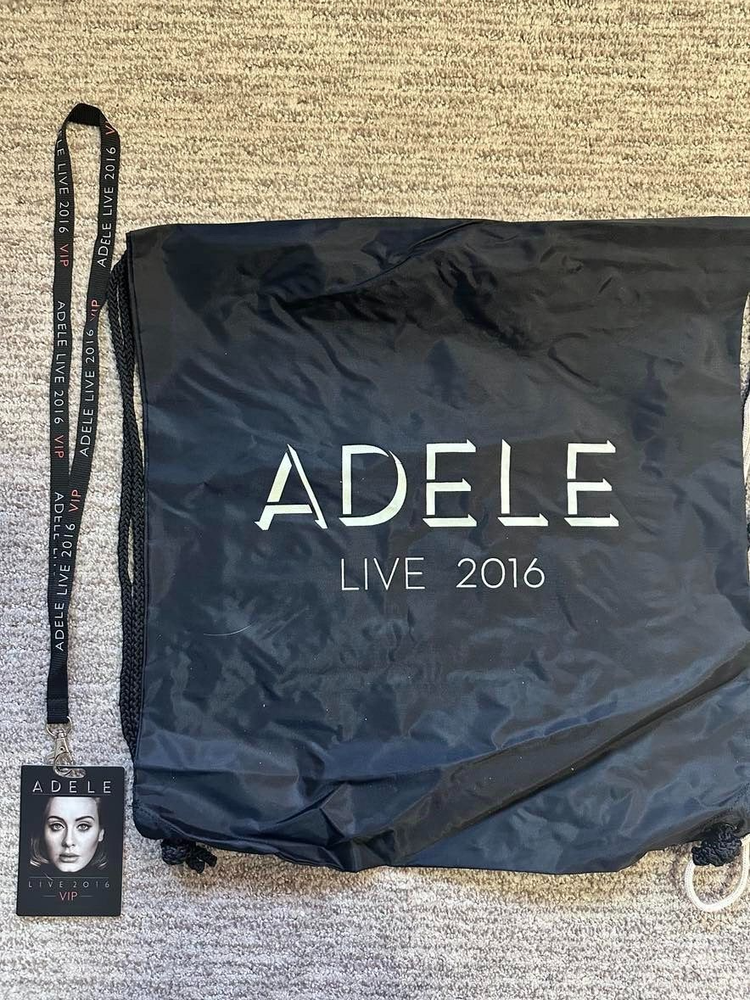 ADELE LIVE 2016 - Black Drawstring Bag + Lanyard - NEW