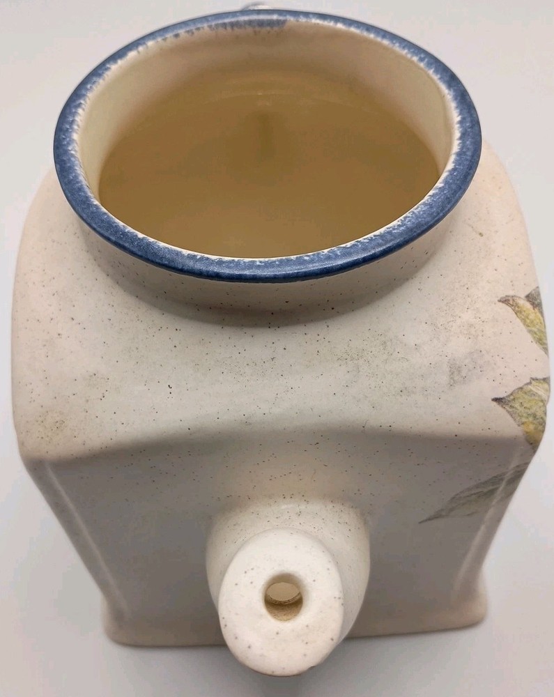 Fruit Teapot Beige Stonware Matte Finish