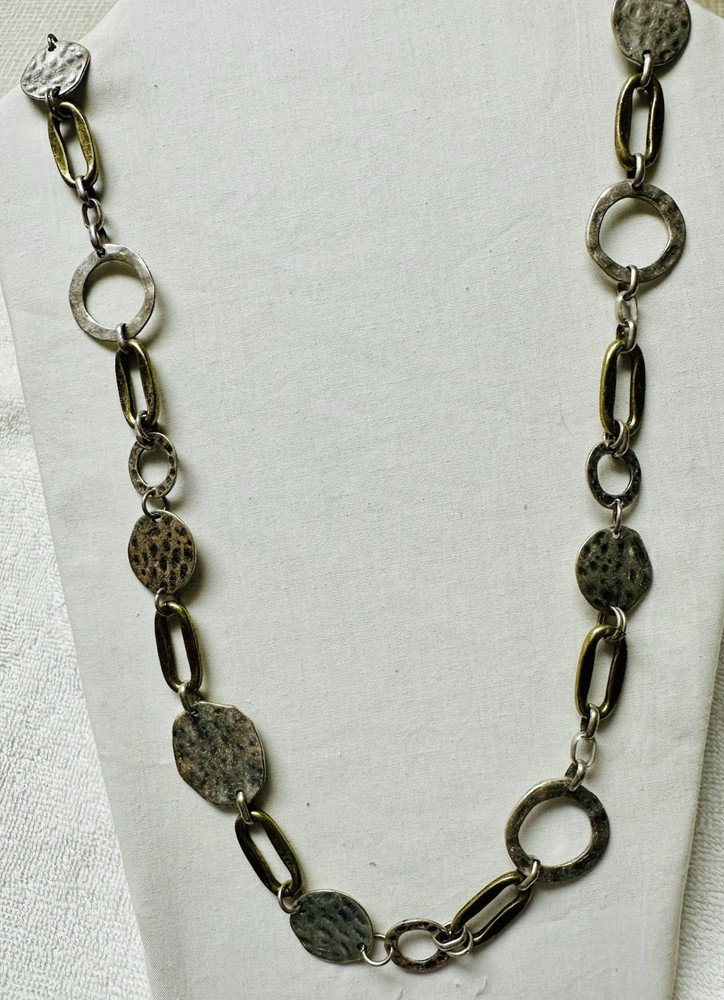 Ruby Rd Primitive Mod Hammered Gold/Silver Tone Circle Oval Link Necklace n0136