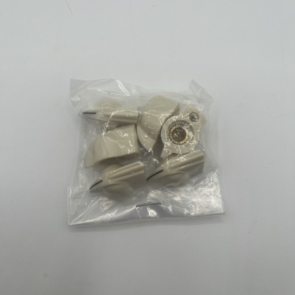 6 Chicken Head Pointer Knobs 6.4mm hole 1/4" Shaft - Volume Tone