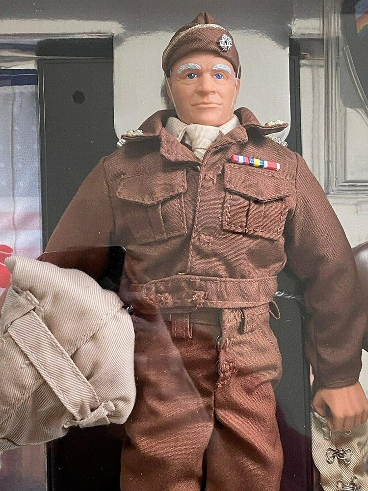 GI Joe Classic Collection General Dwight Eisenhower Historical Commander Edition