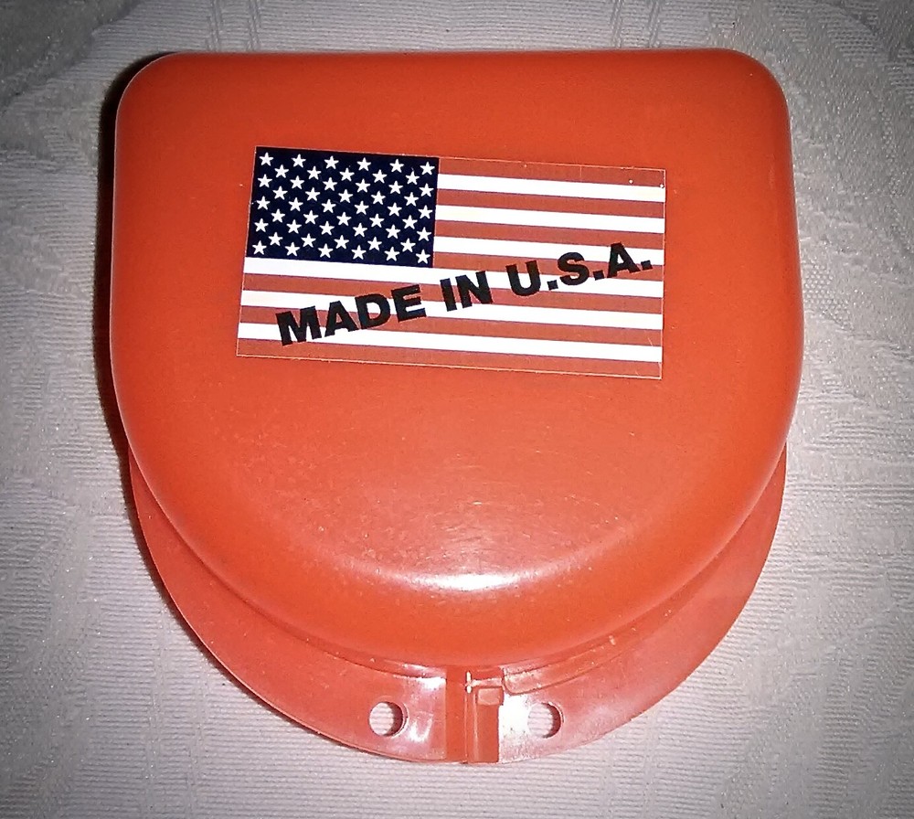 RED Plastic DENTURE or RETAINER STORAGE BOX     1.75" Deep