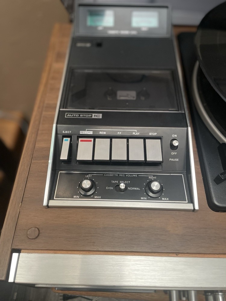 Panasonic RS-888S turntable