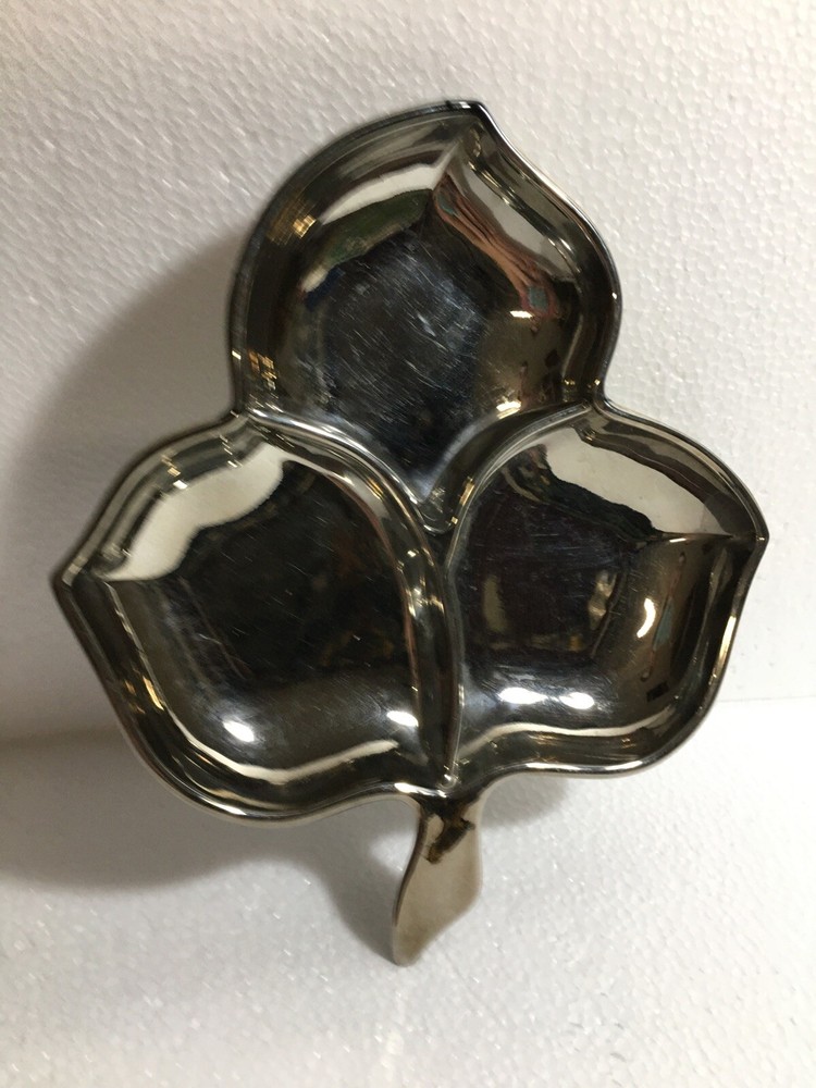 MAPLE LEAF Translucent Silver GLASS DIVIDED SERVING Nuts Candy Relish Pin DISH
