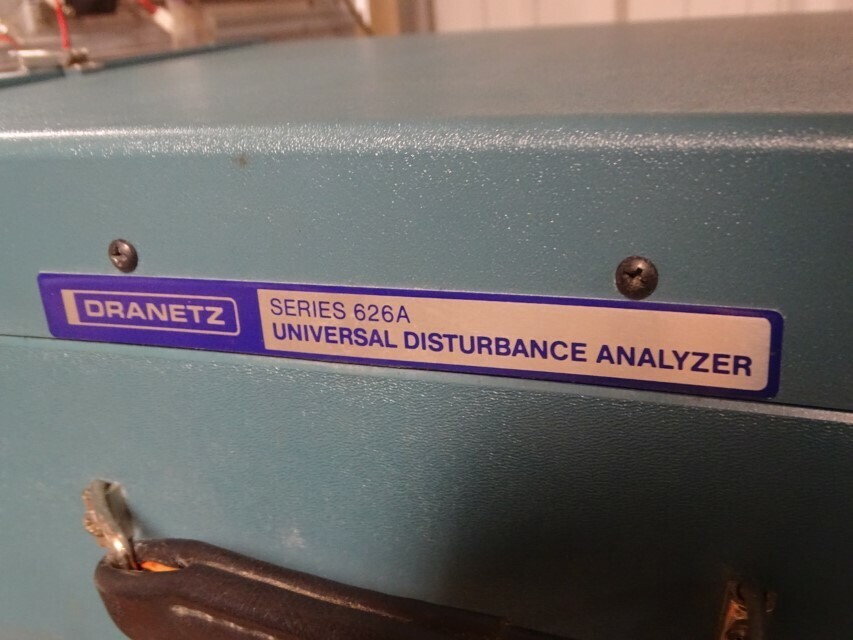 Dranetz Universal Disturbance Analyzer w/ Current Probe, series 626A